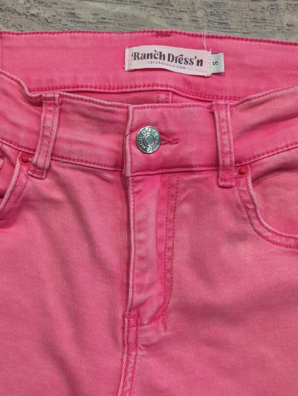 RANCH DRESS'N Fallon Taylor Signature "Retro Pink" washed trouser jeans S (2-4) - Picture 12 of 16